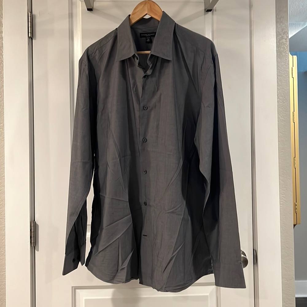 Banana Republic slim fit, button down mens gray 17-17 1/2 neck Size XL